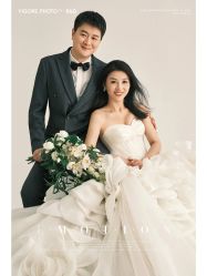 -雪中彩影婚纱摄影·微光艺术中心