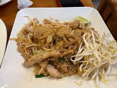 -两兄弟Song Pee Nong(2号店)