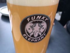 -疯克大象美式烤肉餐厅