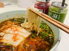 小锅米线-胡麻(静安嘉里店)
