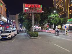 -乔南国际玉器市场