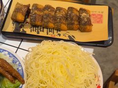 -旧街市鲜货老火锅(大光路店)