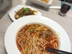 -康师傅私房牛肉面(马泉营奥莱店)