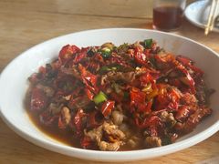 土干辣椒炒肉-瑶河山里菜