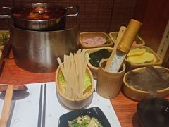 -独食火锅·半米屋台(直营总店)