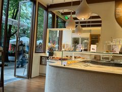 -VERIE BAKEHOUSE