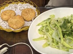 -黄狗猪头肉(运河路店)