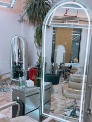 -Hair Co.一间沙龙