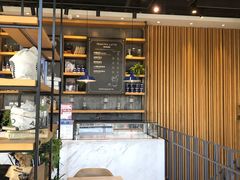 面包甜点陈列柜-巴黎贝甜(五道口店)