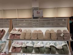 -hotwind热风(中贸广场店)