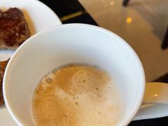 -大中华希尔顿酒店-念自助餐·嗨啤·小龙虾