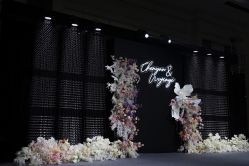 -艾米婚纱&婚礼策划