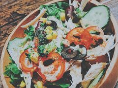 沙拉-HIGH FIVE哈福手工汉堡(桂林路店)