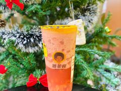 鲜榨粒粒草莓-奶茶狗(旧梦店)