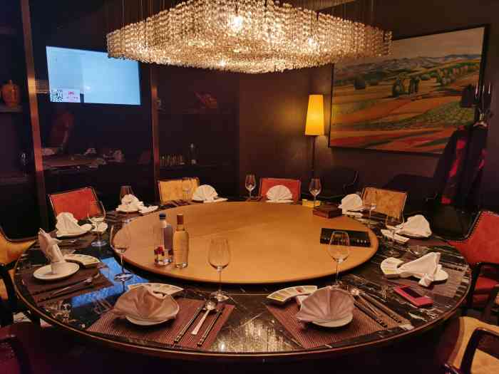 1949-全鸭季(金宝街店)-"近期特别心疼北京的精品餐厅们,稳重如19.