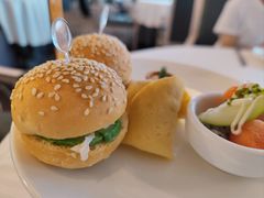 -广州塔卢特斯法国旋转餐厅