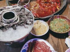 -萍姐火锅·公路夜市(武汉首店)