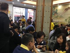 等位区-仁信老铺(华盖路店)