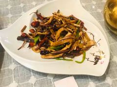 -小厨子私房菜·云南美食店