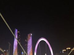 -南京眼步行桥