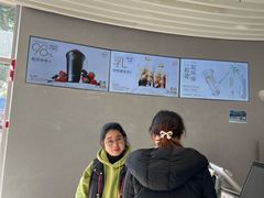 -喜茶(迪士尼小镇·平行宇宙店)