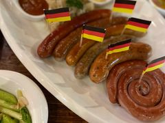 -1886德国汽车餐厅(外滩十六铺码头店)