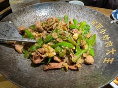 -费大厨辣椒炒肉(富兴店)