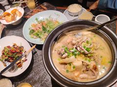 -五谷丰登农家院·地道胶东菜·海鲜烧烤(威海店)