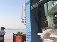 -游心咖啡(青山滨江店)
