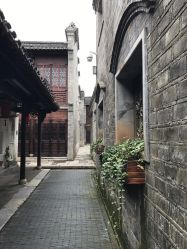 -城南旧影 旗袍全家福摄影写真体验馆