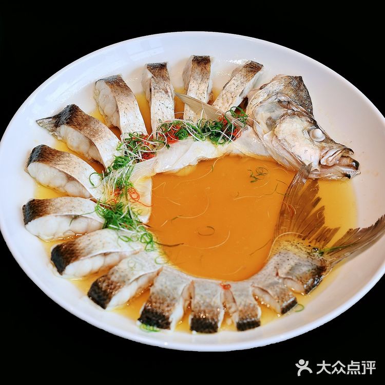六斤重的白水鱼超灵🥘赶快跟我来海上明月尝鲜