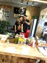 点击看大图 -MONE美发沙龙