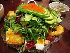 鲜鳄梨溏心蛋大虾沙拉-弓二·烧鸟居酒屋(财富购物中心店)