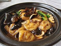 双菇面筋煲-南翔饭店