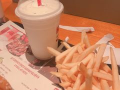 -The Habit Burger Grill 哈比特汉堡(复兴soho店)