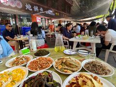 -丹水桥地锅鱼·翘嘴鲌·地方特色全鱼宴(丹江口大坝店)