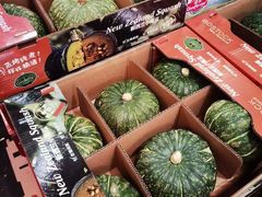 -上海龙吴水胜海发市场