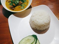 越式咖喱牛腩饭-甘容西贡越南粉
