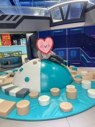 -欧酷世界动力星球(王府井奥莱UP TOWN店)