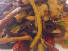 -小厨子私房菜·云南美食店