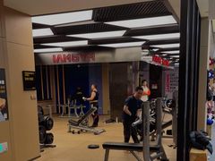 -莱茵体育生活馆