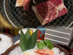 -牛YO寿喜烧·铁板烧和牛火锅自助(市府恒隆店)
