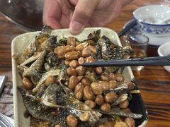 捞起鱼皮-章记正宗南岗鱼蛋火锅