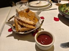 -Mogul Eatery·大亨餐酒馆