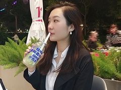 -蔻蔻椰·鲜萃椰子水(欢乐港湾店)