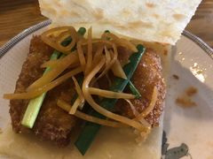 -闻道食府烙饼卷带鱼(原车耳营店原大觉寺店)