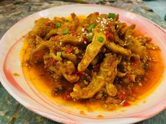 蒜香鸡脚-浩海火烧云傣家菜(京广店)
