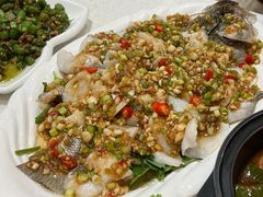 -香港新发烧腊茶餐厅(水围店)