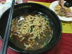 -镇南锅盖面馆(解放路店)