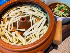 三七汽锅鸡-雀舞云南菜(乐客城店)